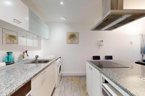 2 bedroom flat to rent, Balmoral Apartments W2