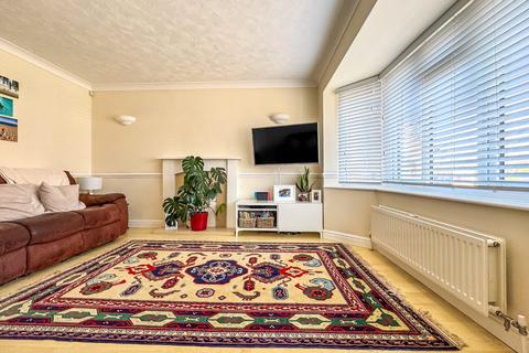 8 Clayton Close, Portishead, Bristol, BS20 6YU