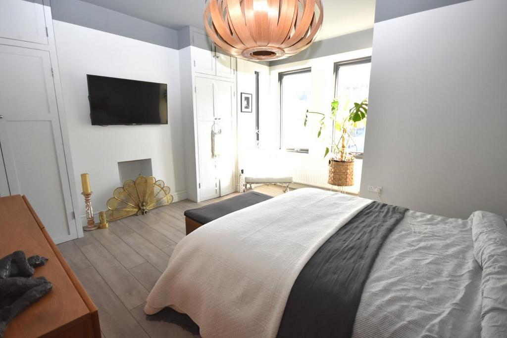 Bedroom one..JPG