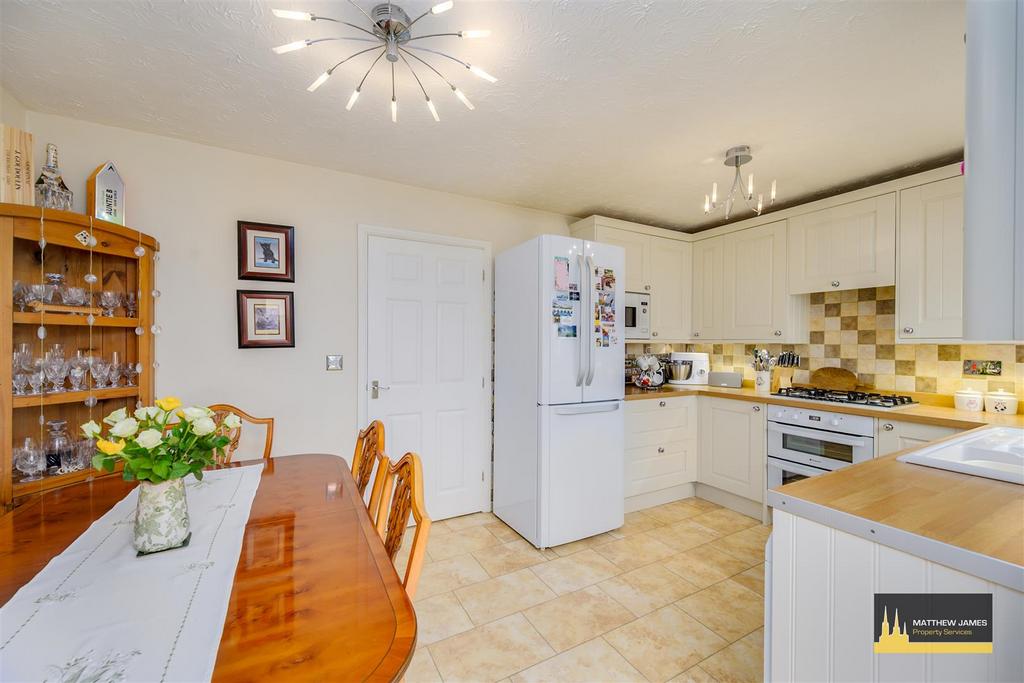 Kitchen / Diner