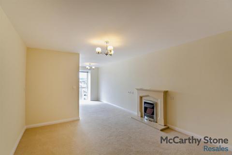1 bedroom apartment for sale, Cwrt Gloddaeth, Gloddaeth Street, Llandudno, Clwyd, LL30 2DP