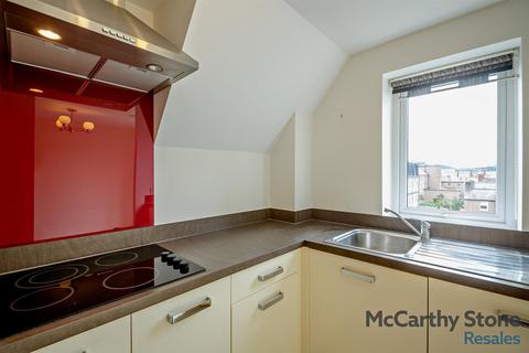1 bedroom apartment for sale, Cwrt Gloddaeth, Gloddaeth Street, Llandudno, Clwyd, LL30 2DP