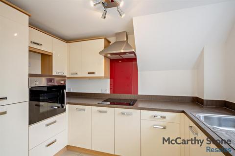 1 bedroom apartment for sale, Cwrt Gloddaeth, Gloddaeth Street, Llandudno, Clwyd, LL30 2DP