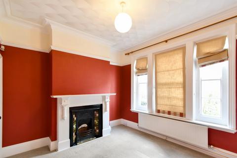 4 bedroom semi-detached house for sale, Shaftesbury Avenue, Bedford, MK40