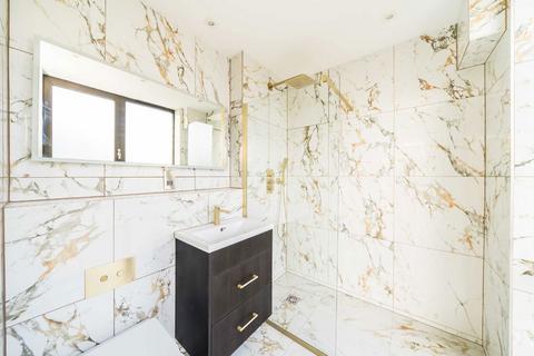 2 bedroom flat for sale, East Hill, Wandsworth SW18