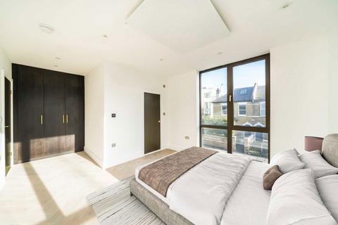 2 bedroom flat for sale, East Hill, Wandsworth SW18