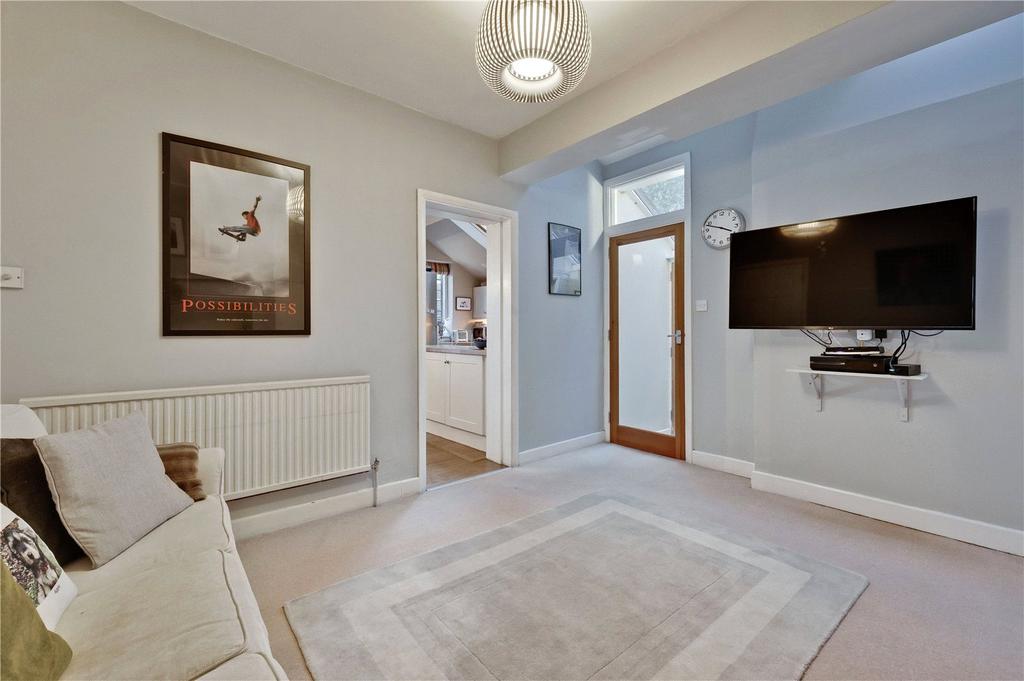 Family/Play/Tv Room