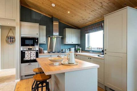 2 bedroom lodge for sale, Llanidloes Powys
