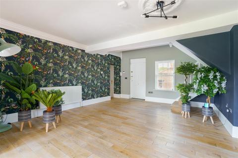 5 bedroom detached house for sale, Ings Lane, Louth LN11