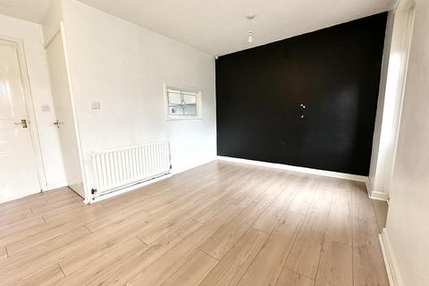 3 bedroom terraced house to rent, Rosewood Square, Sunderland SR4