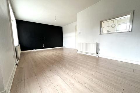 3 bedroom terraced house to rent, Rosewood Square, Sunderland SR4