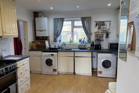 140 Earlsway, Macclesfield, SK11 8SX