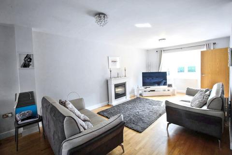 3 bedroom terraced house for sale, Lanesborough Court, Gosforth, Newcastle upon Tyne, Tyne and Wear, NE3 3BZ