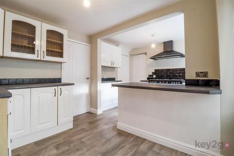 4 bedroom detached house for sale, Nethermoor Drive, Killamarsh, Sheffield, S21