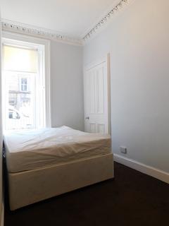 3 bedroom flat to rent, 5, Downfield Place, Edinburgh, EH11 2EH