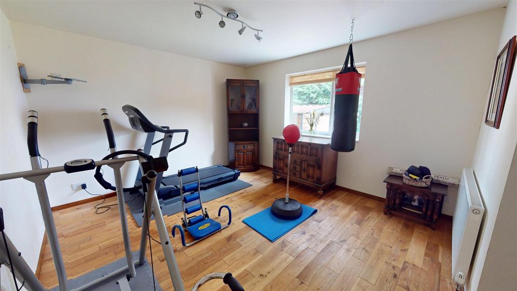 Gym/Bedroom