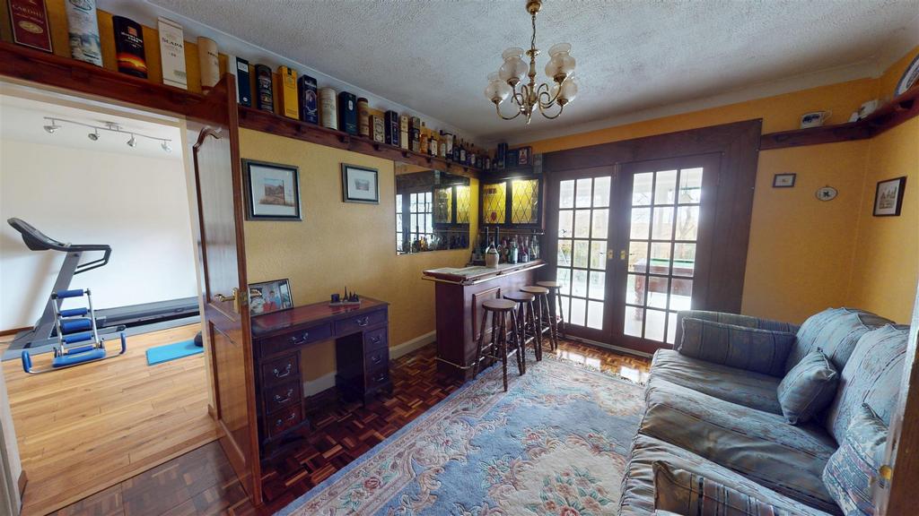 Bar/Reception Room