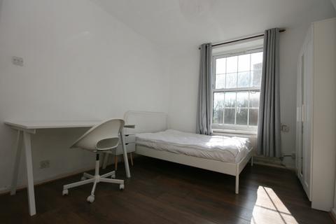 3 bedroom flat to rent, Brady Street , E1
