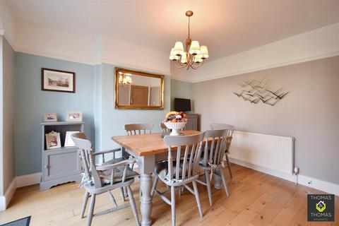 13 Colin Road, Barnwood, Gloucester, GL4 3JL