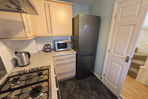 2 bedroom terraced house to rent, Ormonde Close, Grantham, NG31