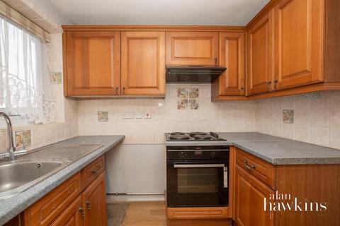 24 Longfellow Crescent, Wootton Bassett, Swindon, SN4 8JU
