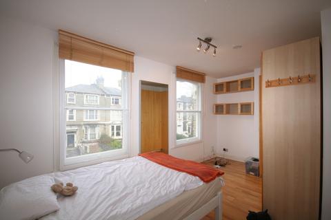 1 bedroom flat for sale, Wray Crescent Stroud Green  N4