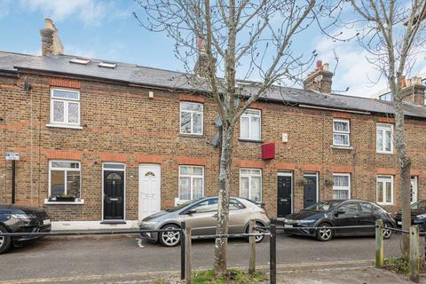 11 George Street, London, W7 3TA