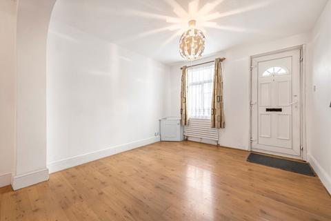 11 George Street, London, W7 3TA