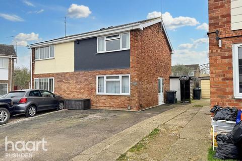 3 bedroom semi-detached house for sale, Franciscan Close, Rushden, NN10