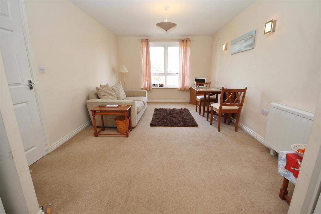 Lounge / dining room