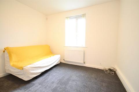 5 bedroom terraced house to rent, Saddlecote Close, Manchester, Greater Manchester, M8