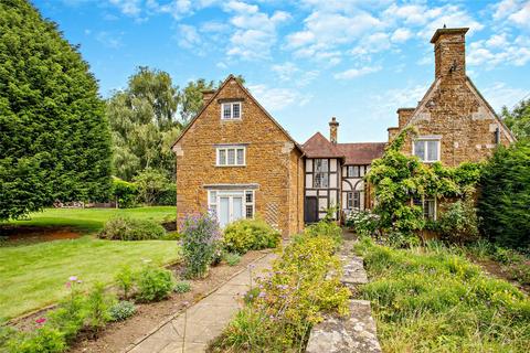 6 bedroom detached house for sale, High Street, Braunston, Oakham, Rutland