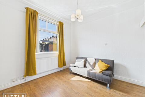 2 bedroom house for sale, Cowley Street, St. Helens, WA10