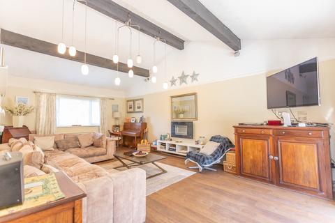 17 Norton Park, Ascot, SL5 9BW