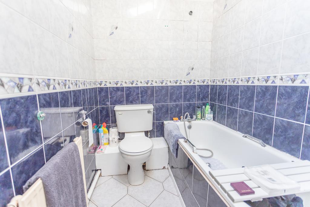 Annexe Bathroom