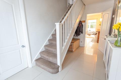 17 Norton Park, Ascot, SL5 9BW