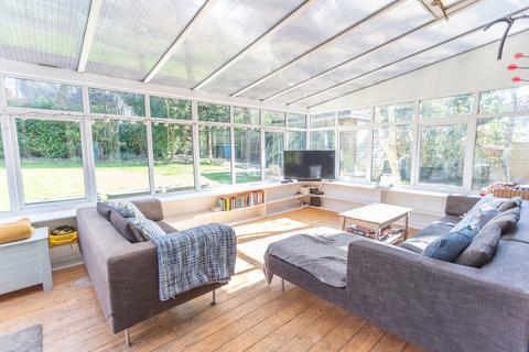 17 Norton Park, Ascot, SL5 9BW