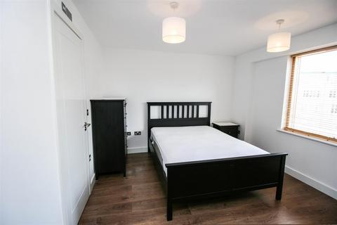 2 bedroom apartment for sale, Voyager, 51 Sherborne Street