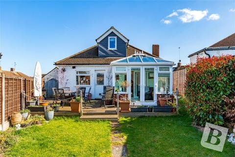 10 Thomas Drive, Gravesend, DA12 5PZ