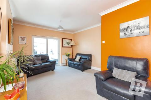 10 Thomas Drive, Gravesend, DA12 5PZ