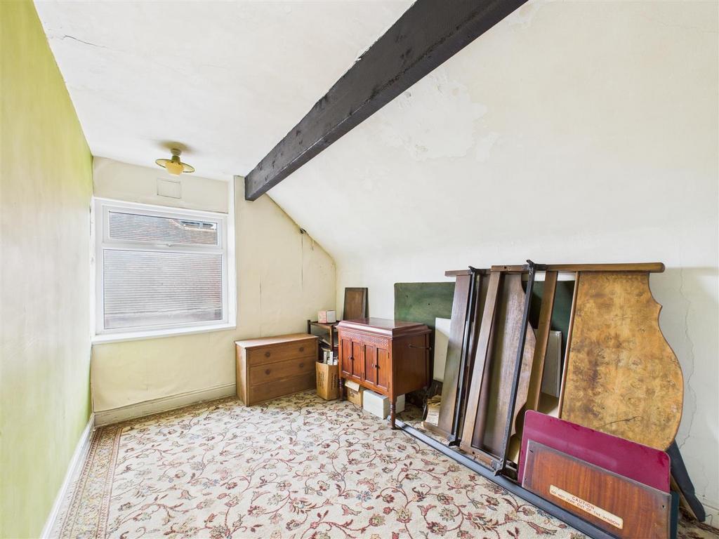 CAM02739 G0-PR0201-STILL010.jpg