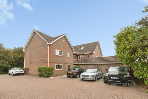 1 bed flat/apartment for rent in Haydon Place, 33 Chapel Lane, Farnborough, GU14