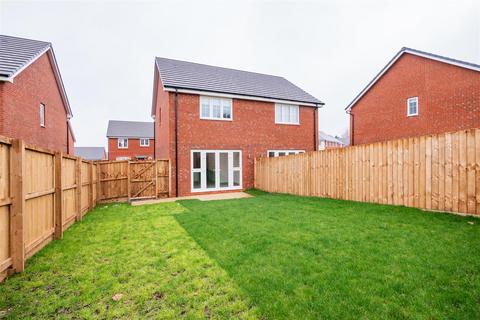 3 bedroom semi-detached house to rent, Butterworth Road, Sutton In Ashfield, NG17