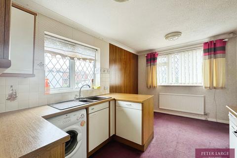 2 bedroom semi-detached bungalow for sale, 2 Cherry Tree Walk, Rhyl, LL18 4JL