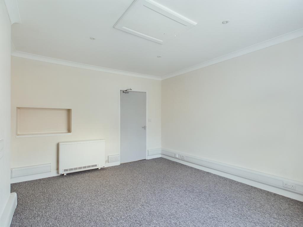 Flat 10