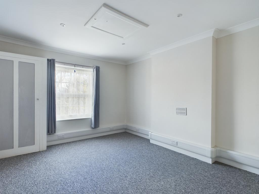 Flat 10