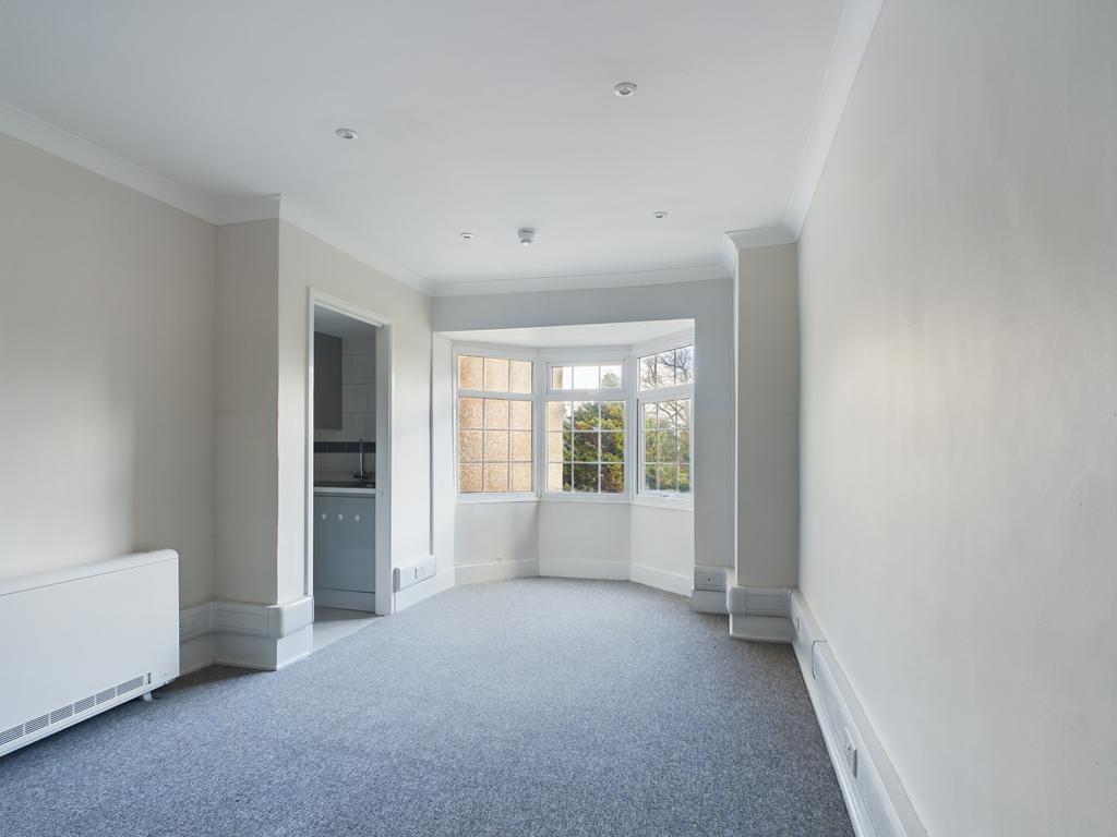 Flat 10