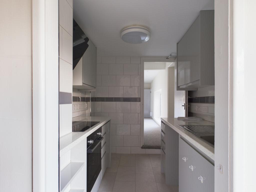 Flat 10