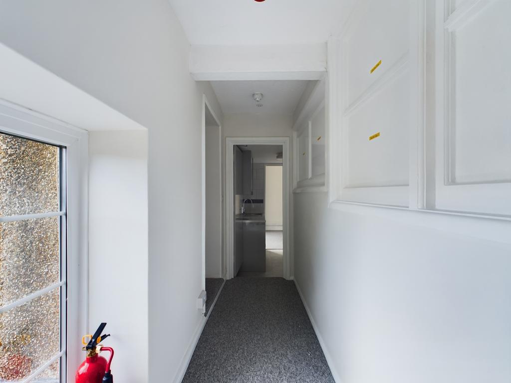 Flat 10