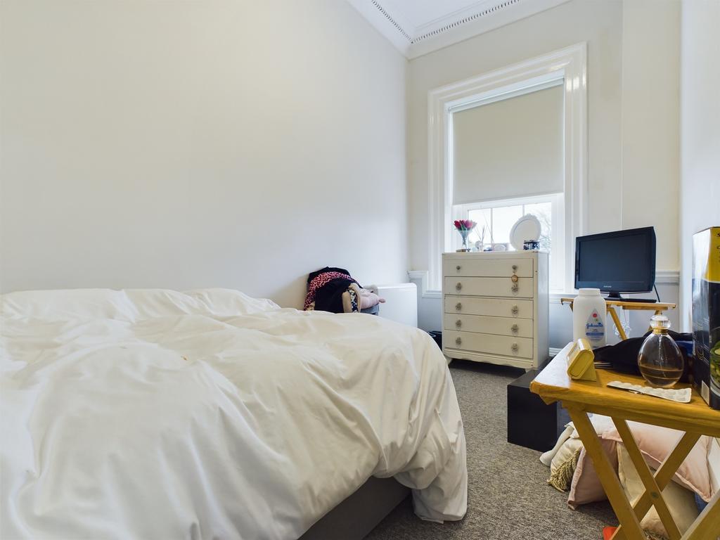 Flat 8